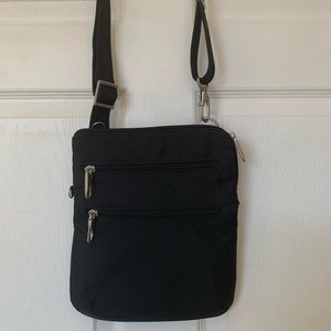 Travelon - black/gray cross body sling bag